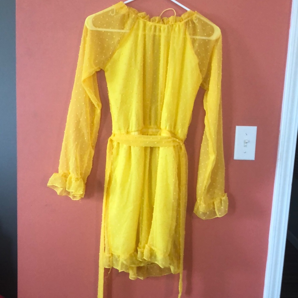 Yellow mini dress never worn